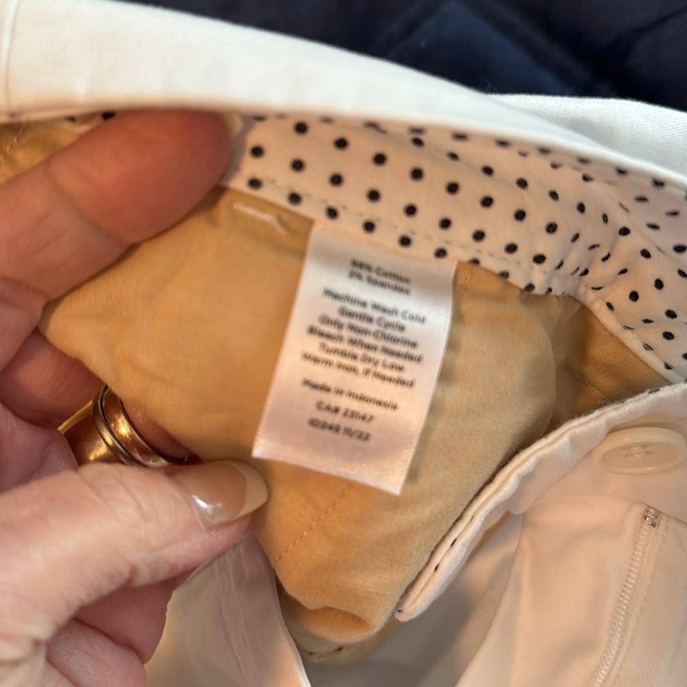 Talbots White Bermuda Shorts - Picture 5 of 7